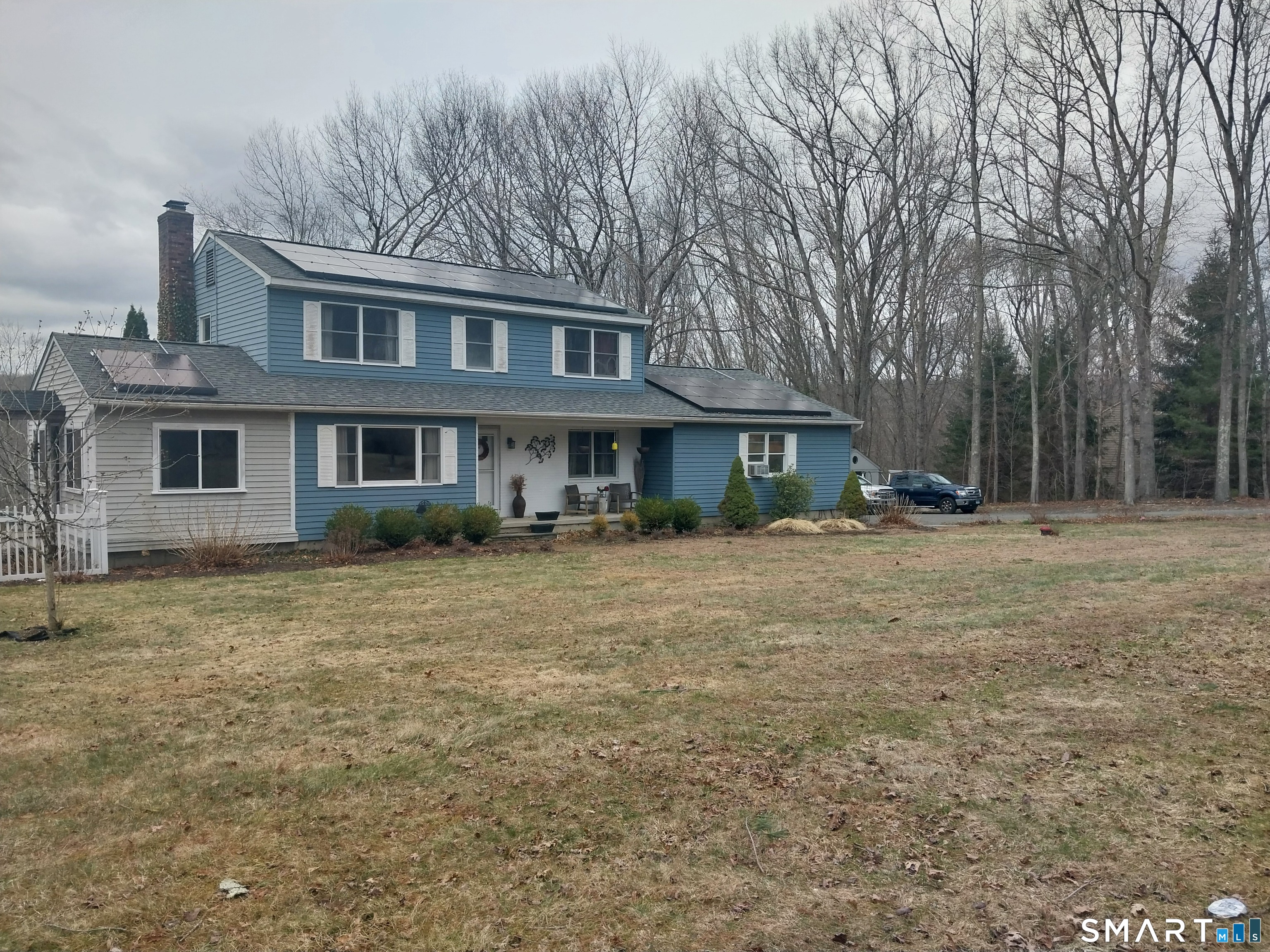 14 Meadow Crest Drive