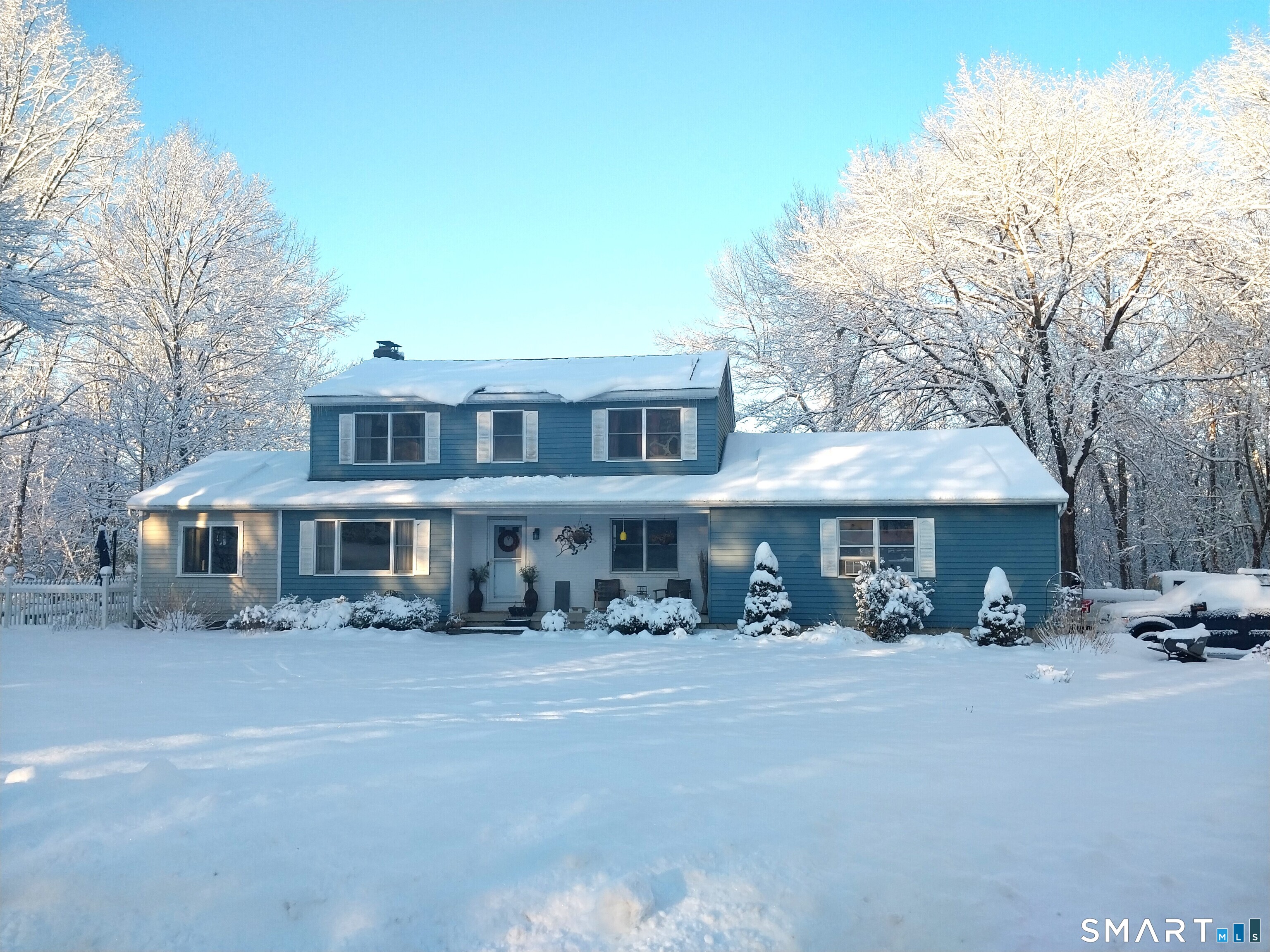 14 Meadow Crest Drive