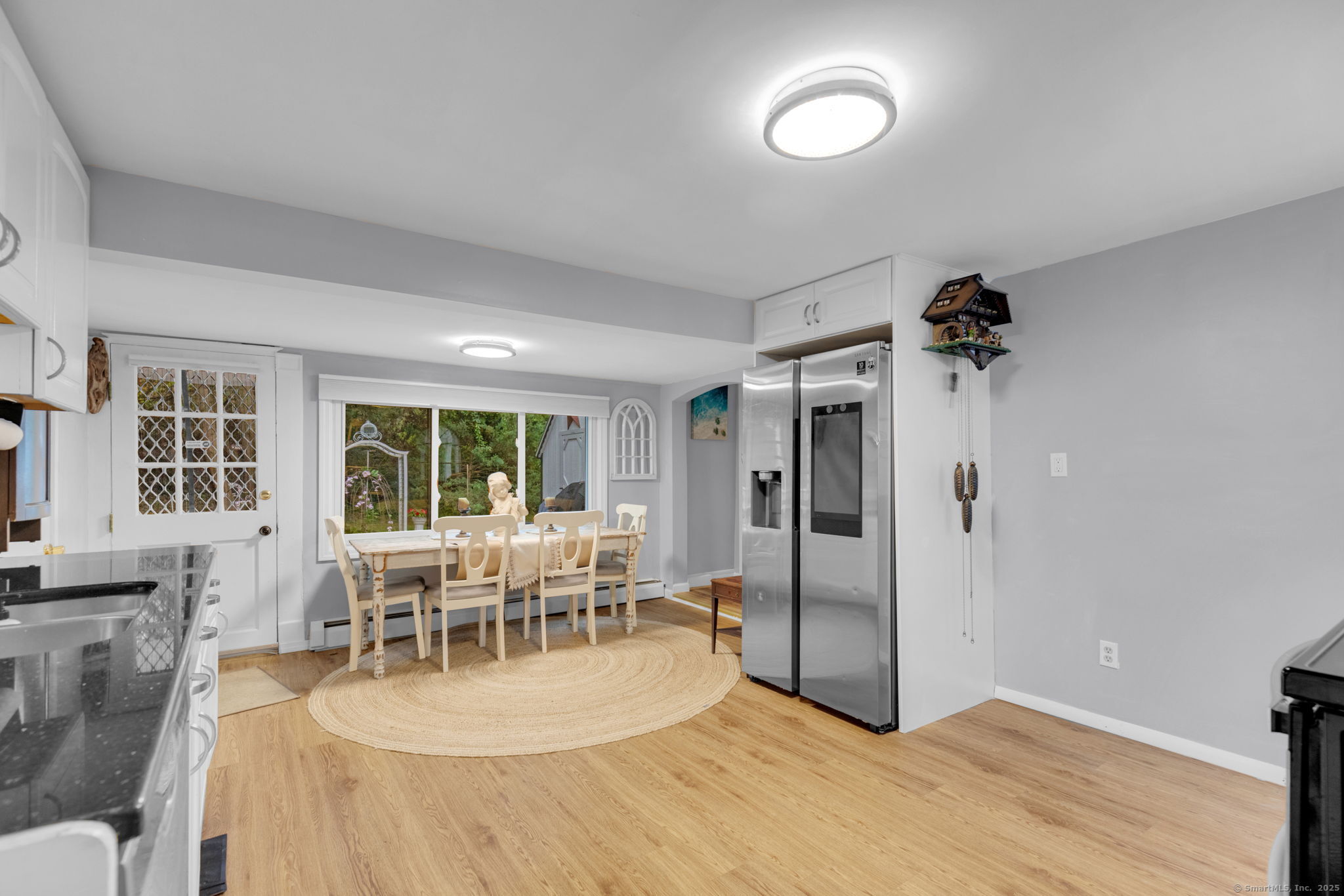 Farmington, Connecticut 06085, United States, 2 Bedrooms Bedrooms, ,1 BathroomBathrooms,Residential,Active,192702