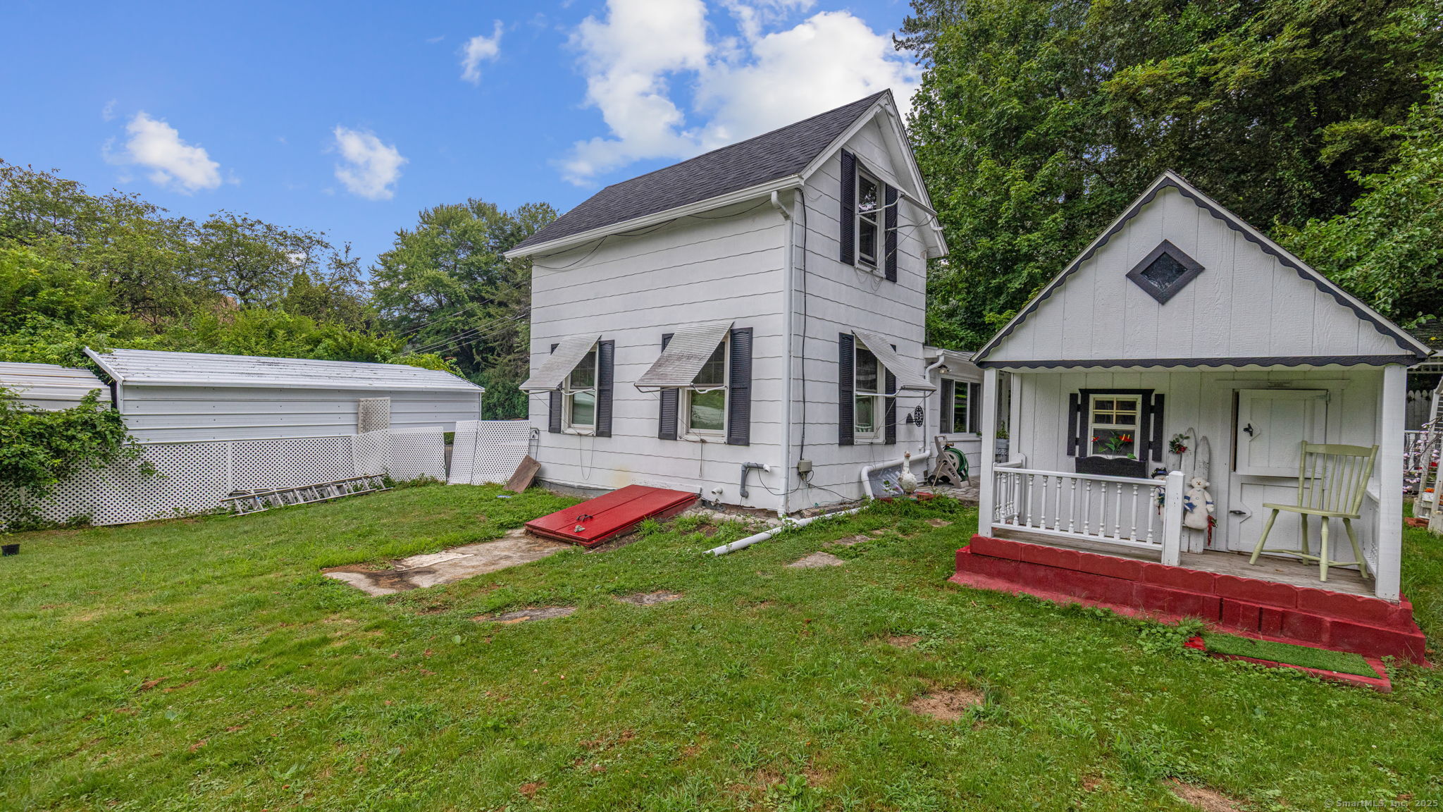 Farmington, Connecticut 06085, United States, 2 Bedrooms Bedrooms, ,1 BathroomBathrooms,Residential,Active,192702
