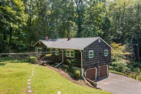 19 Riverford Road Brookfield CT 06804