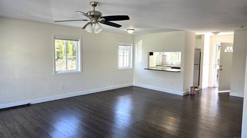 Tiny photo for 113 Park Avenue #10, Danbury, CT 06810 (MLS # 24121863)