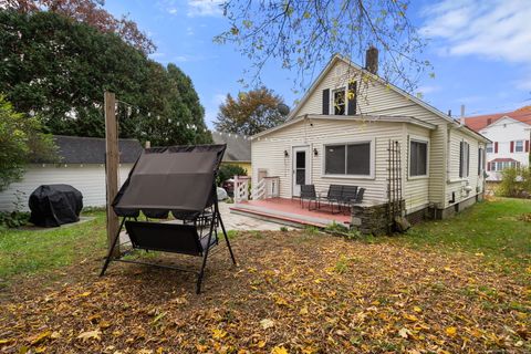 Tiny photo for 15 Maynard Street, Putnam, CT 06260 (MLS # 24137394)