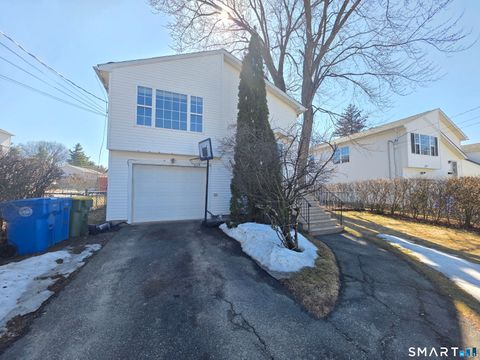 15 McDonald Avenue Waterbury CT 06710