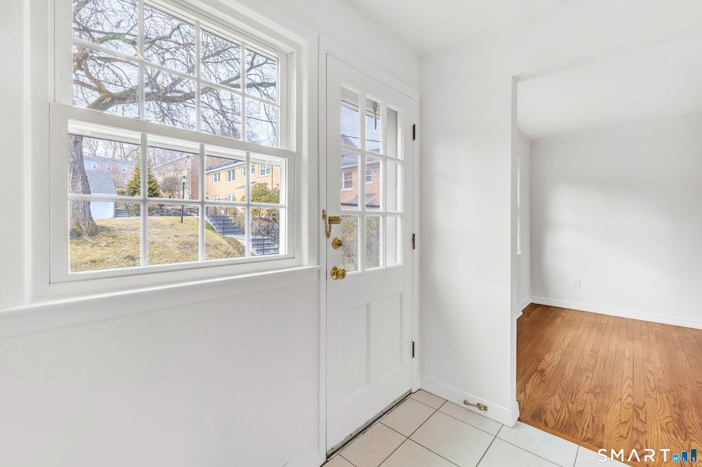 Photo of 60 Heritage Hill Road #APT A, New Canaan, CT 06840 (MLS # 24151233)