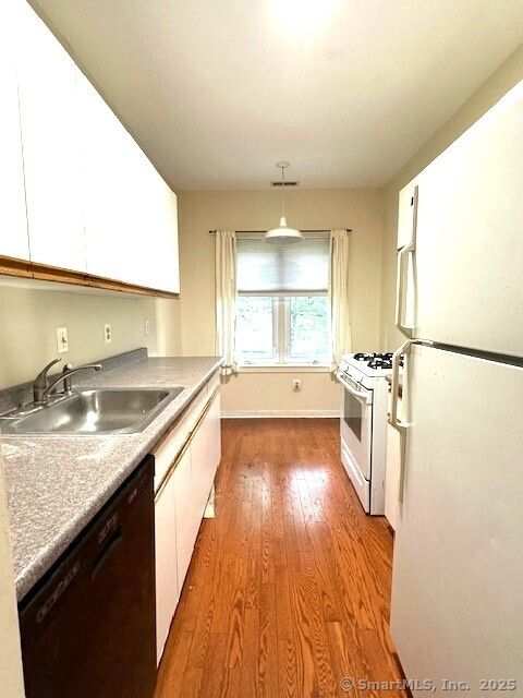 Tiny photo for 500 Prospect Street #APT 1E, New Haven, CT 06511 (MLS # 24107437)