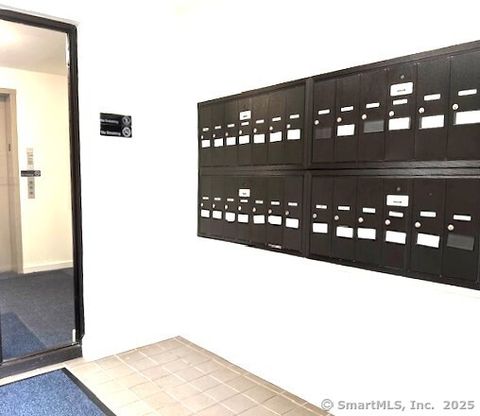 Tiny photo for 500 Prospect Street #APT 1E, New Haven, CT 06511 (MLS # 24107437)