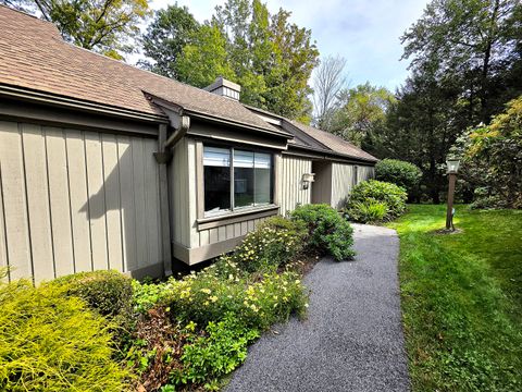 327 Heritage Village B Southbury CT 06488