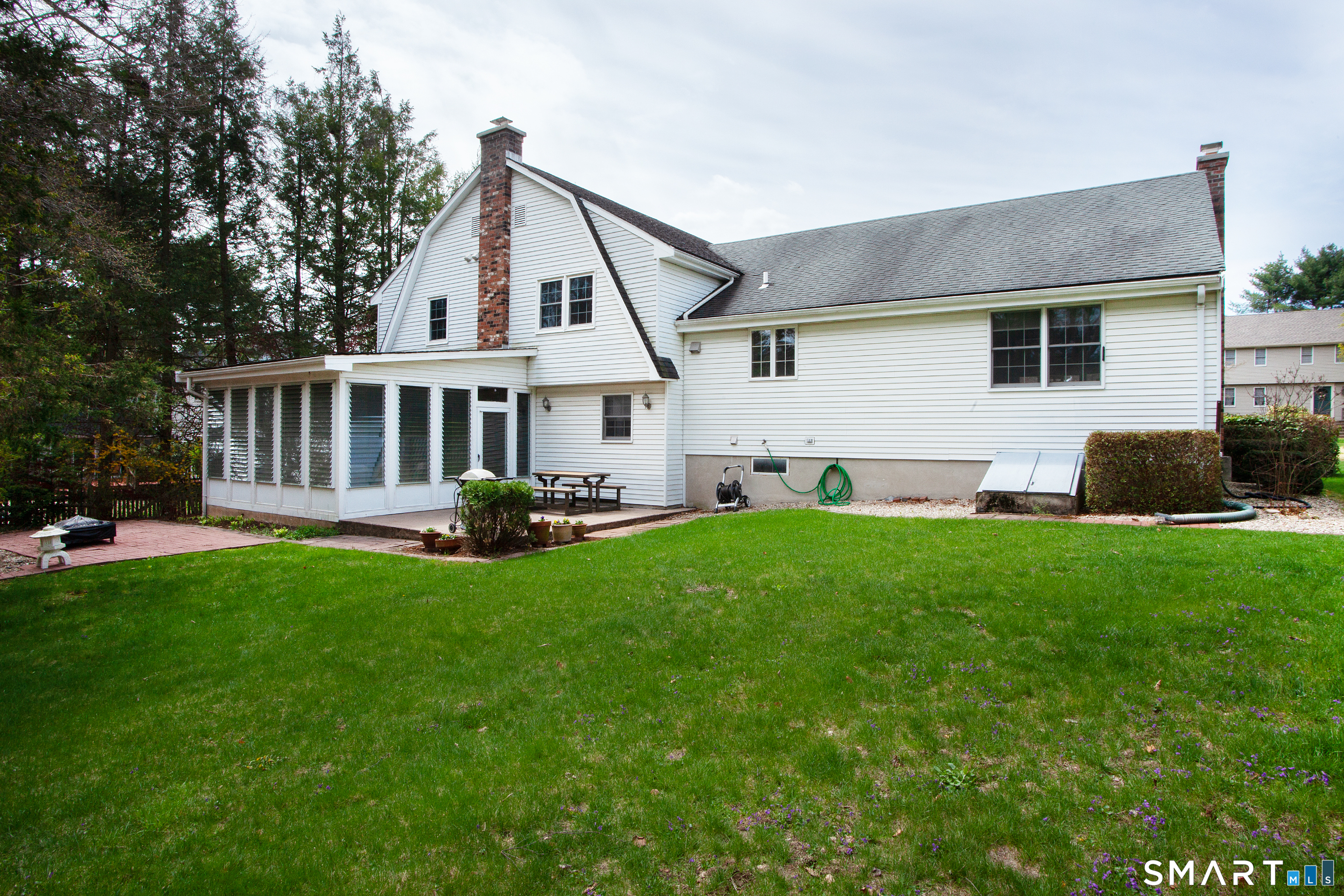 6 Kerr Farm Road