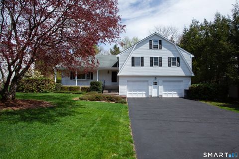 Homes For Sale - 6 Kerr Farm Road<br/> Simsbury, CT 06070