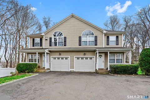 Photo of 56 Soundview Avenue #1, Norwalk, CT 06854 (MLS # 24164232)