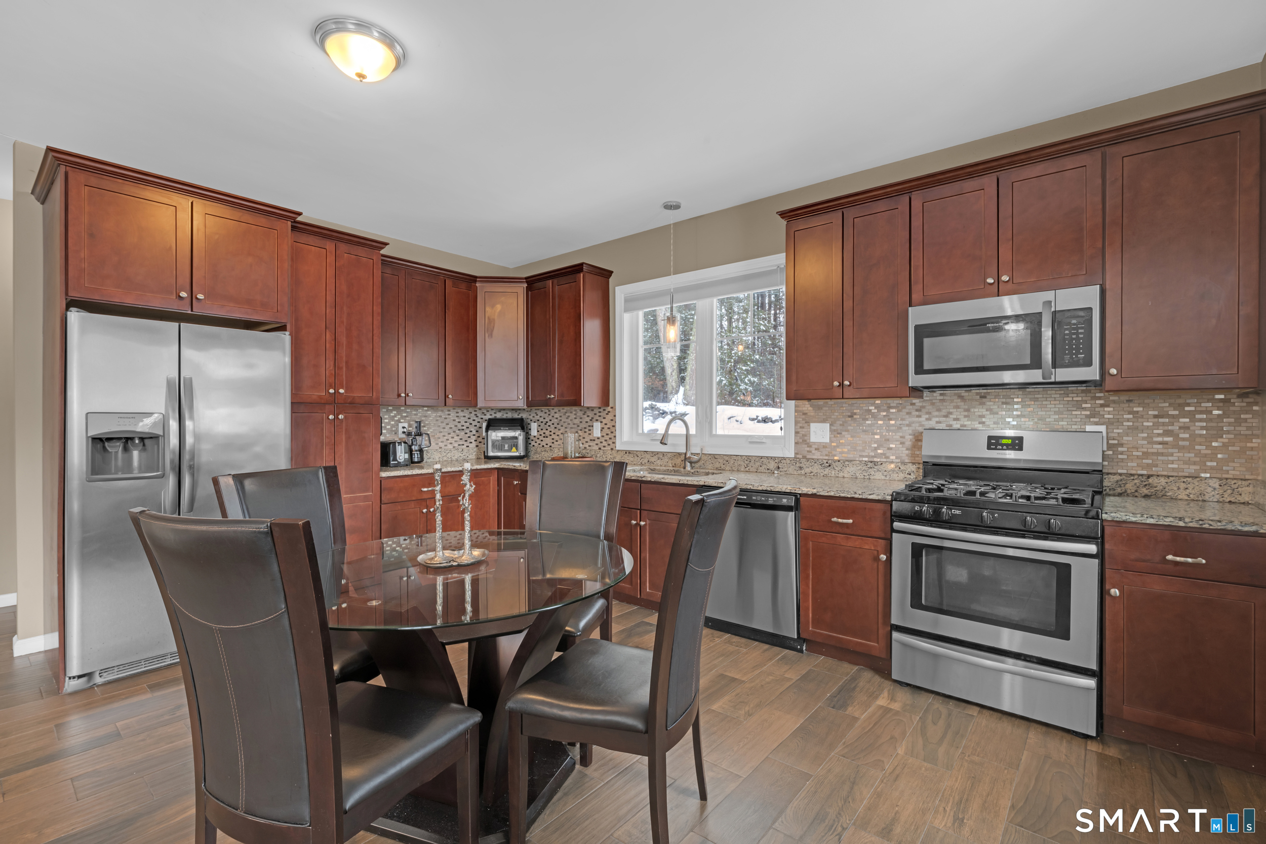 123 Ashford Road 1