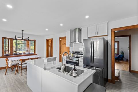 Tiny photo for 13 Sunset Road, North Haven, CT 06473 (MLS # 24130389)