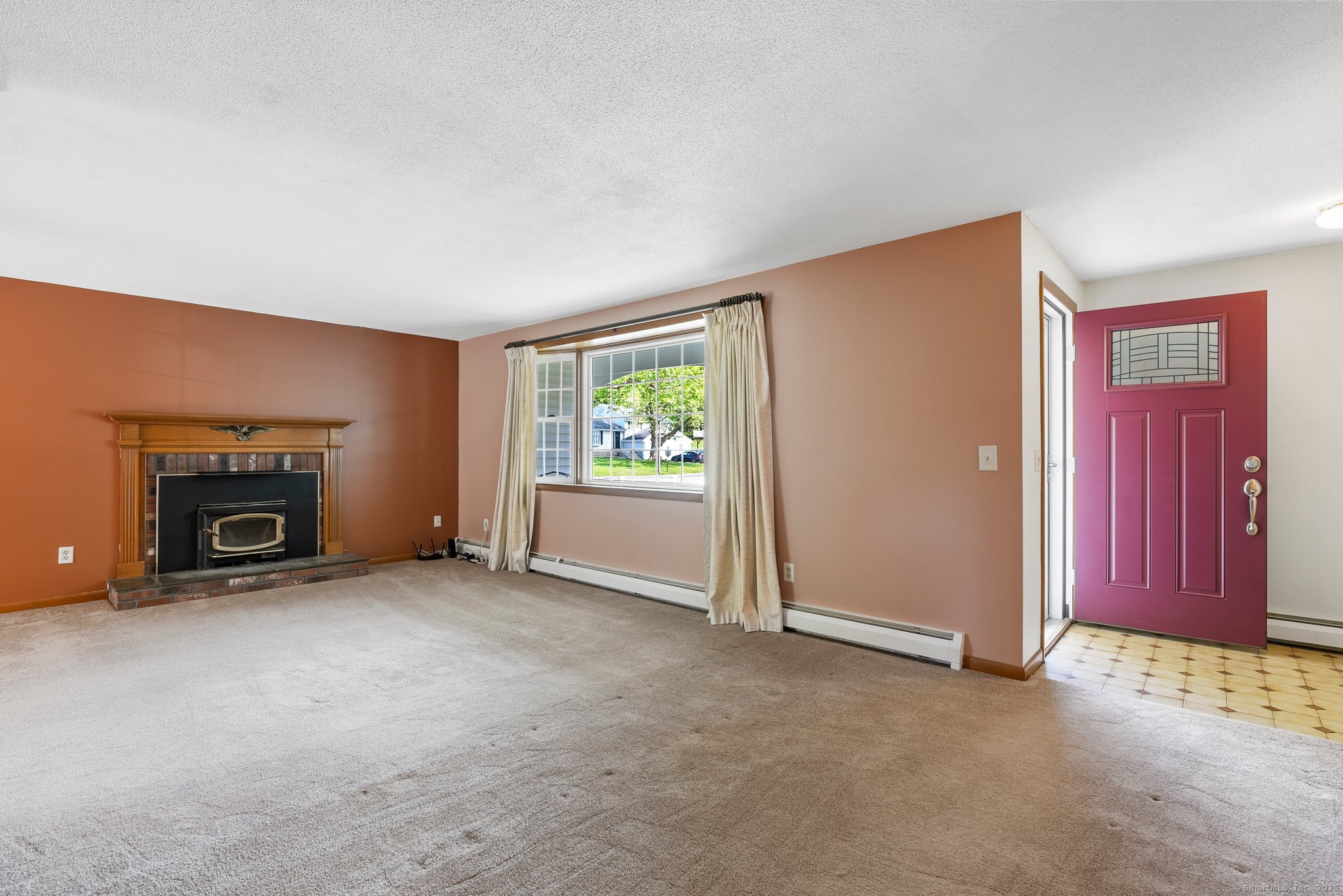 8 Hampshire Place, Cromwell, Connecticut image 3