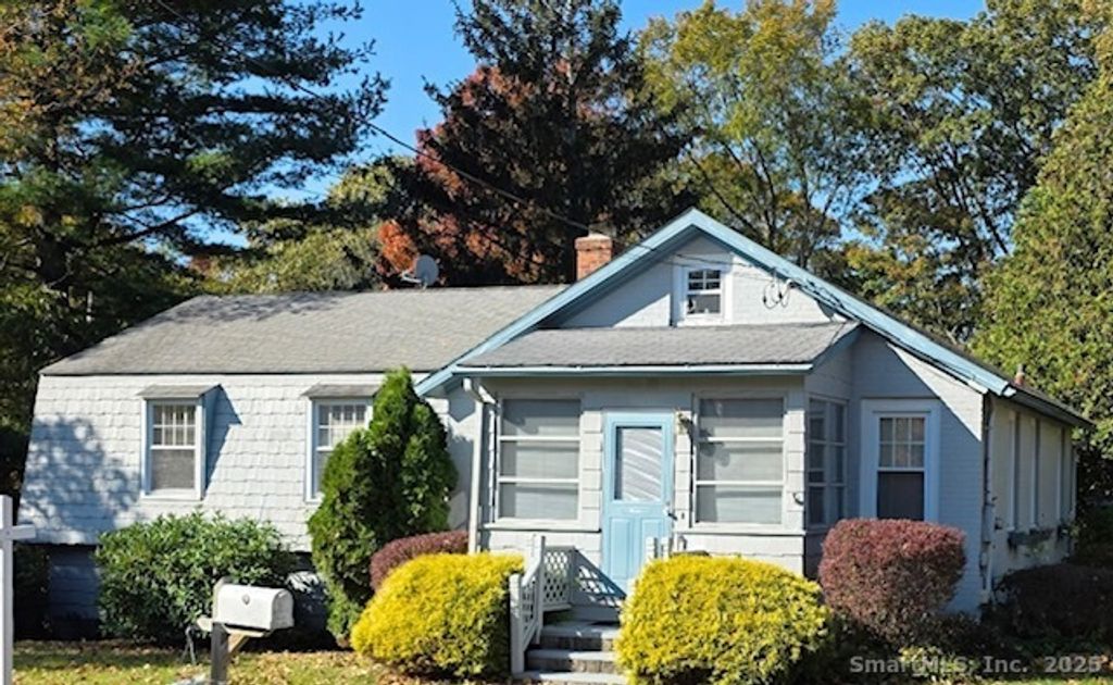 Photo of 15 Pickett Street, Milford, CT 06460 (MLS # 24140621)