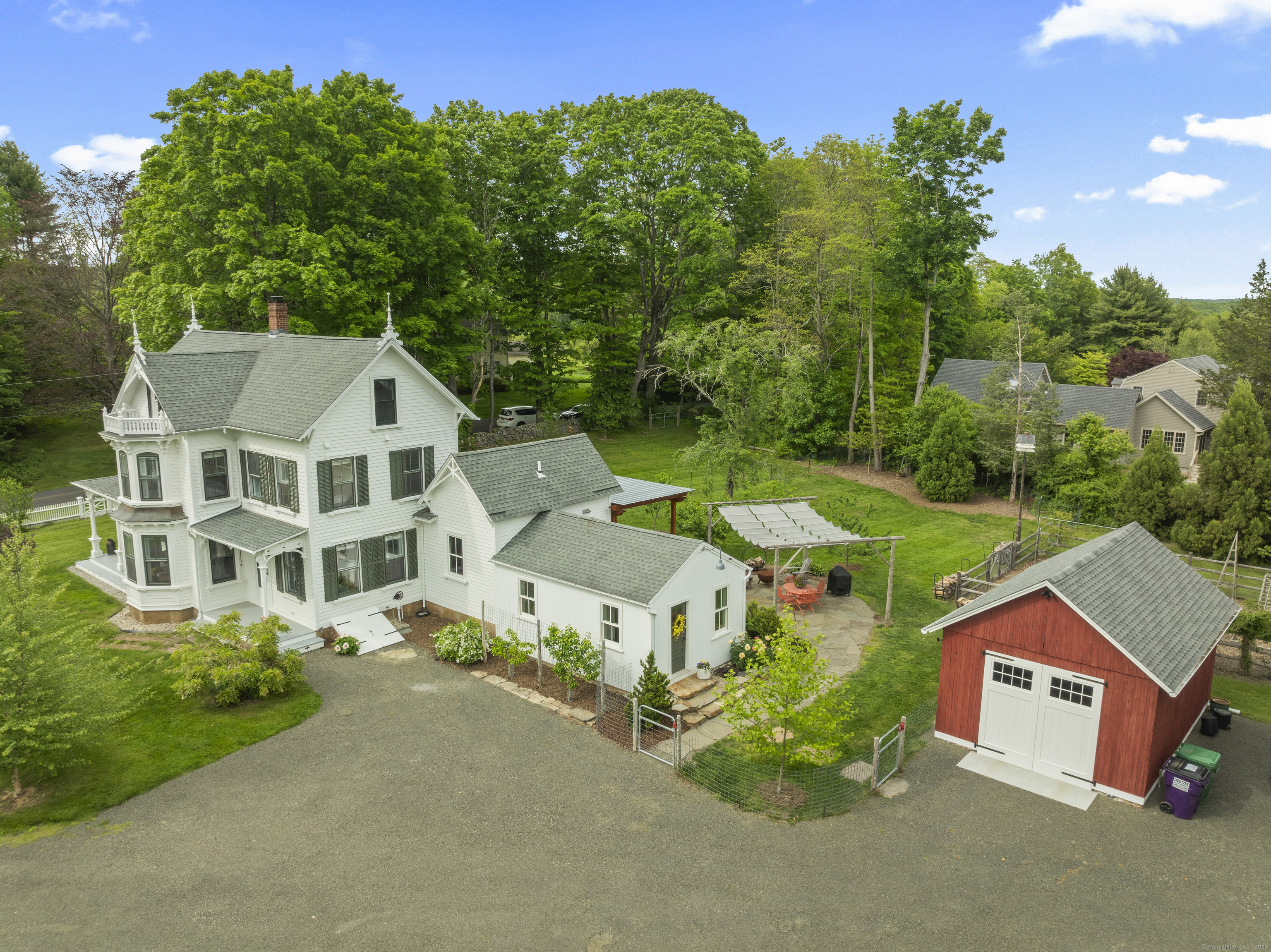 Property for Sale at Elm Street, Guilford, Connecticut - Bedrooms: 4 
Bathrooms: 3 
Rooms: 11  - $1,295,000
