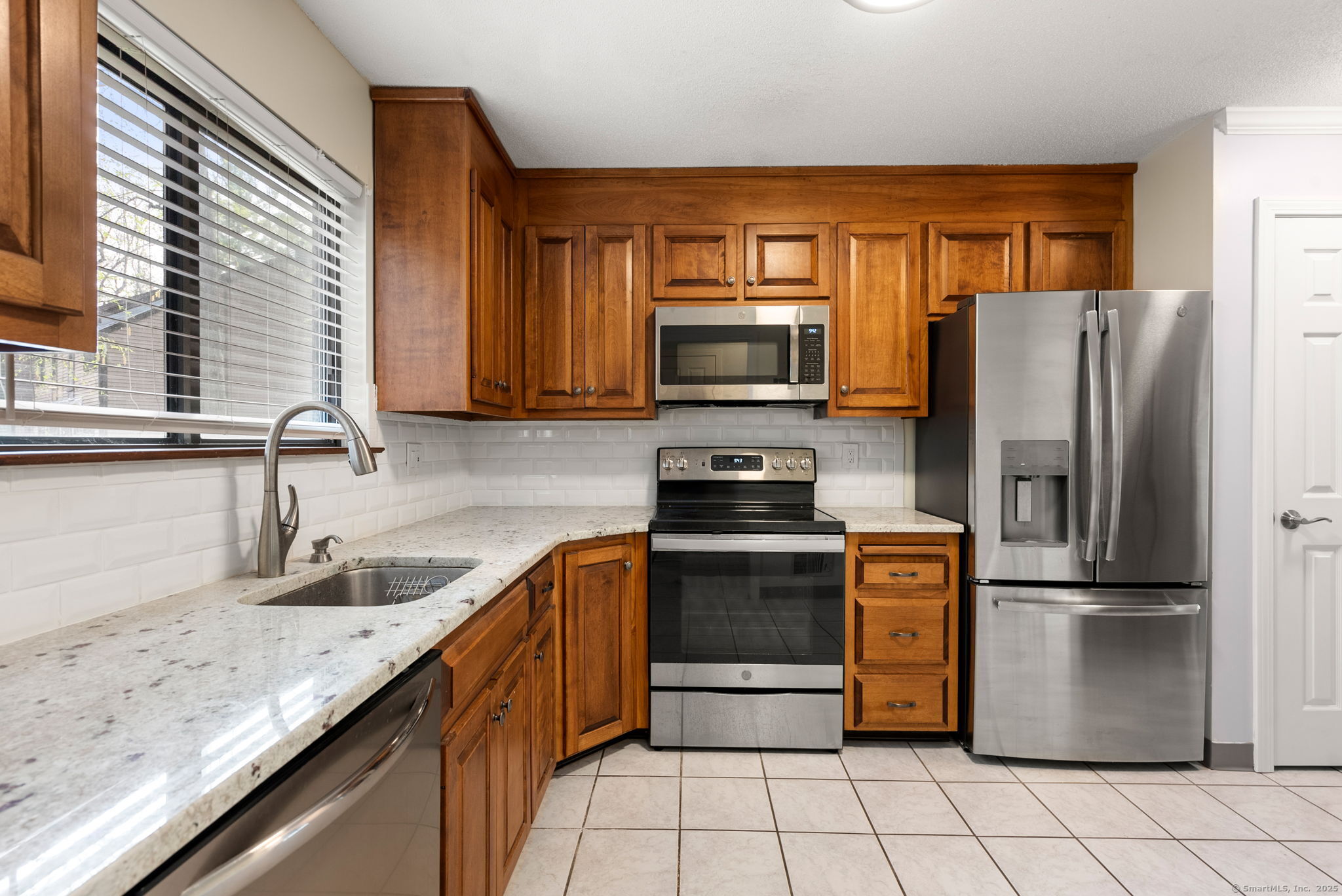 91 Wynwood Drive #91, Enfield, Connecticut image 7