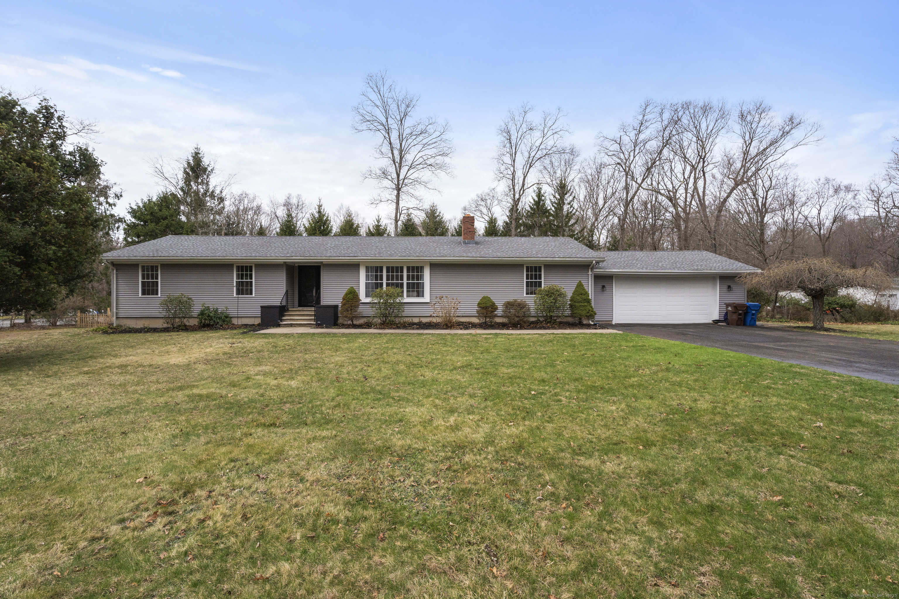 49 Whispering Hills Drive, North Branford, Connecticut image 2