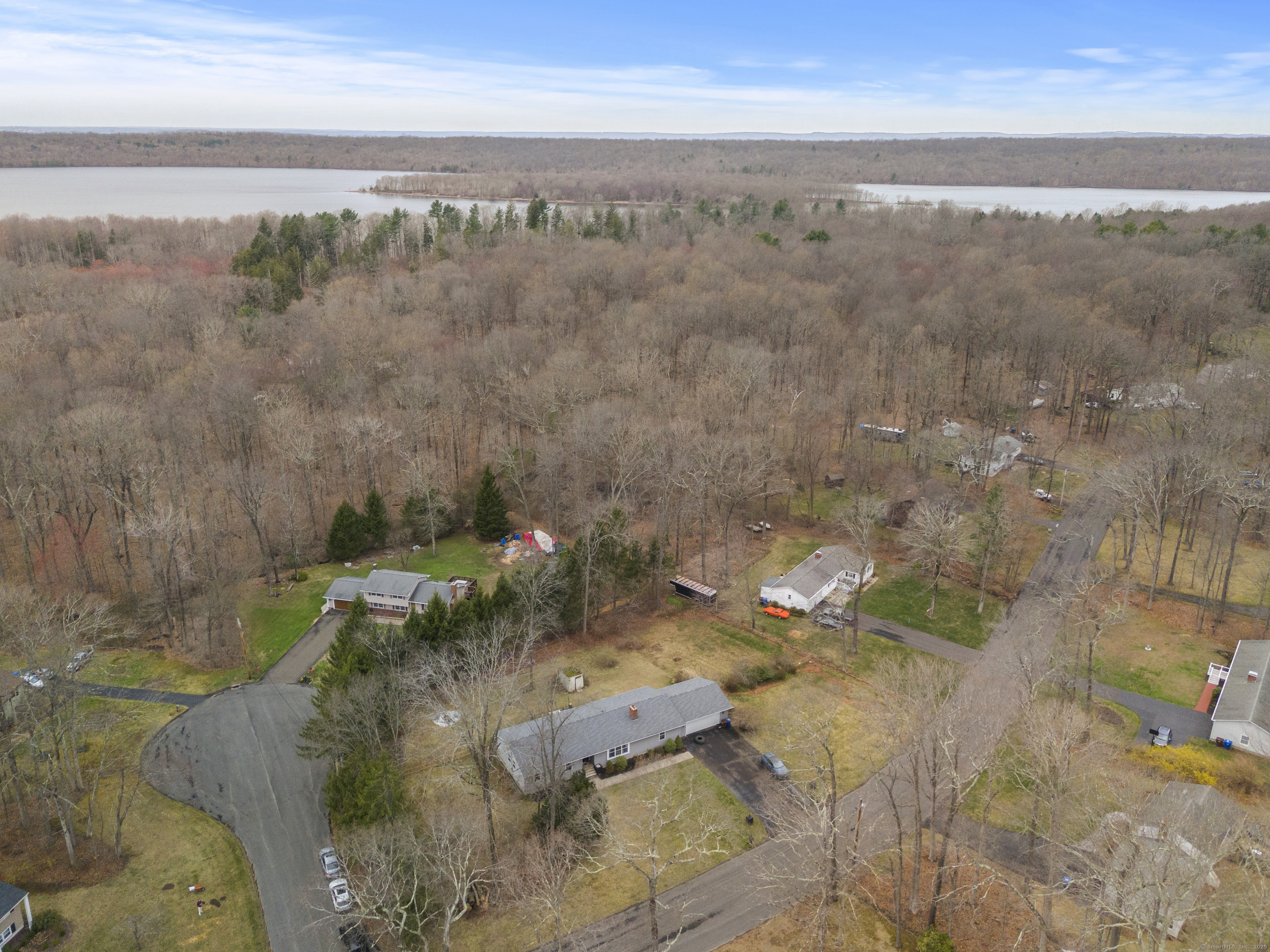 49 Whispering Hills Drive, North Branford, Connecticut image 3