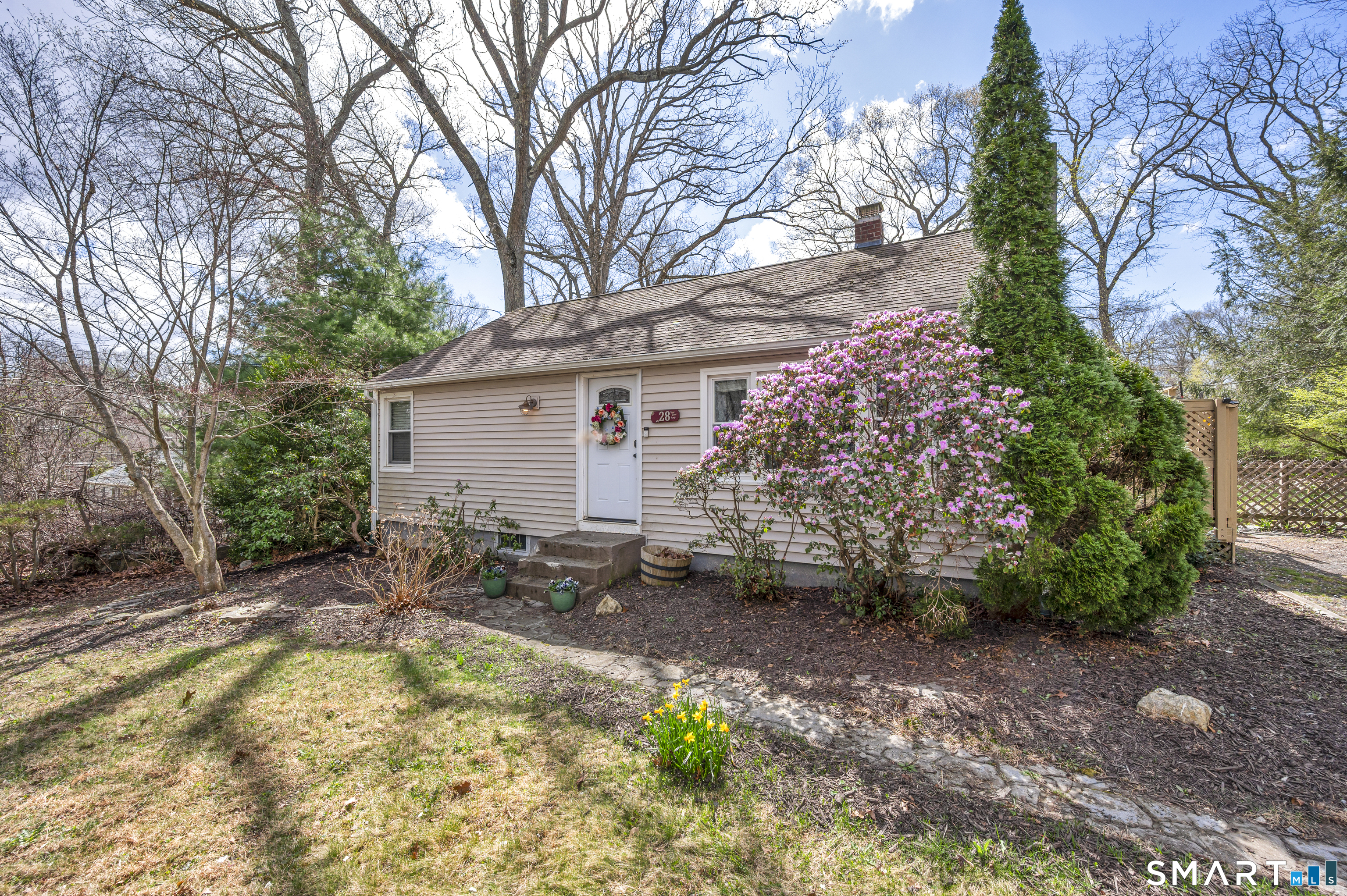 28 Rocky Ledge Drive