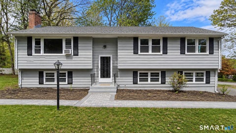 Homes For Sale - 63 Pond Road<br/> Windsor, CT 06095