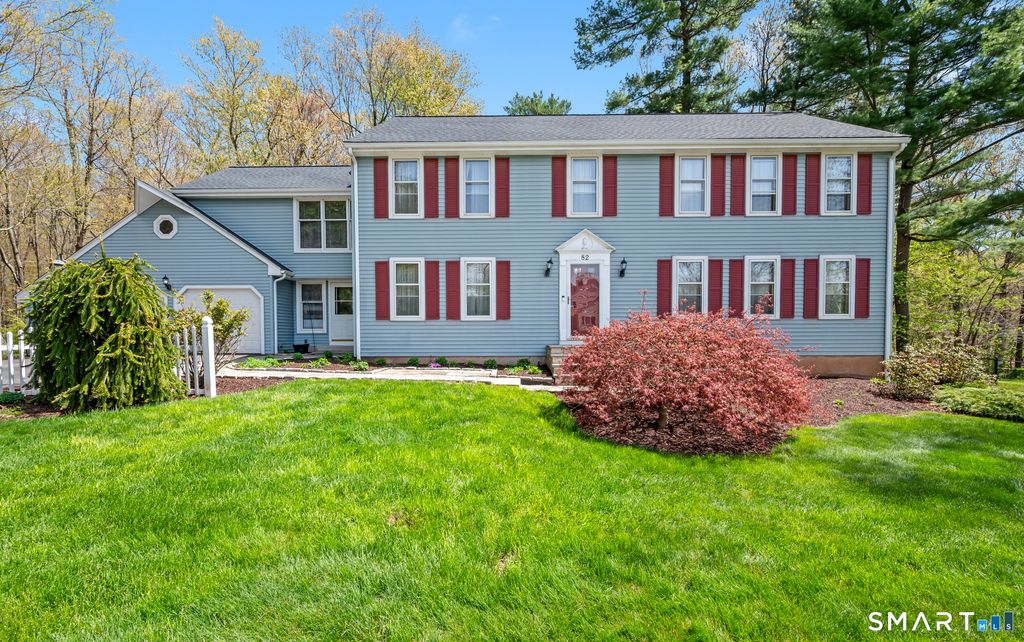 Photo of 82 Clove Hill Road, Glastonbury, CT 06033 (MLS # 24170838)