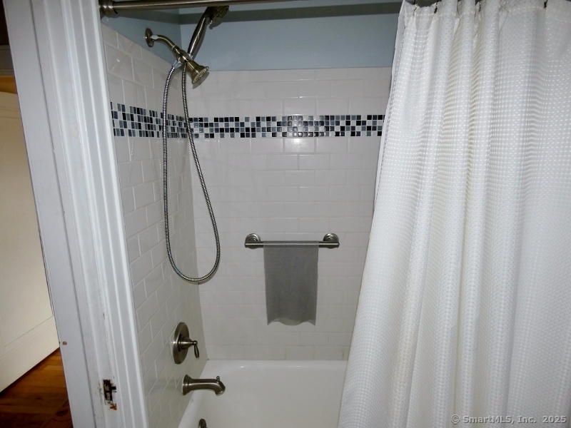 25 Sweeney Street, Naugatuck, Connecticut image 8