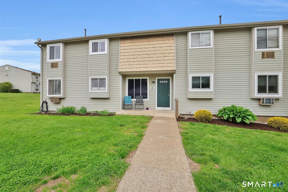 43 Carillon Drive A