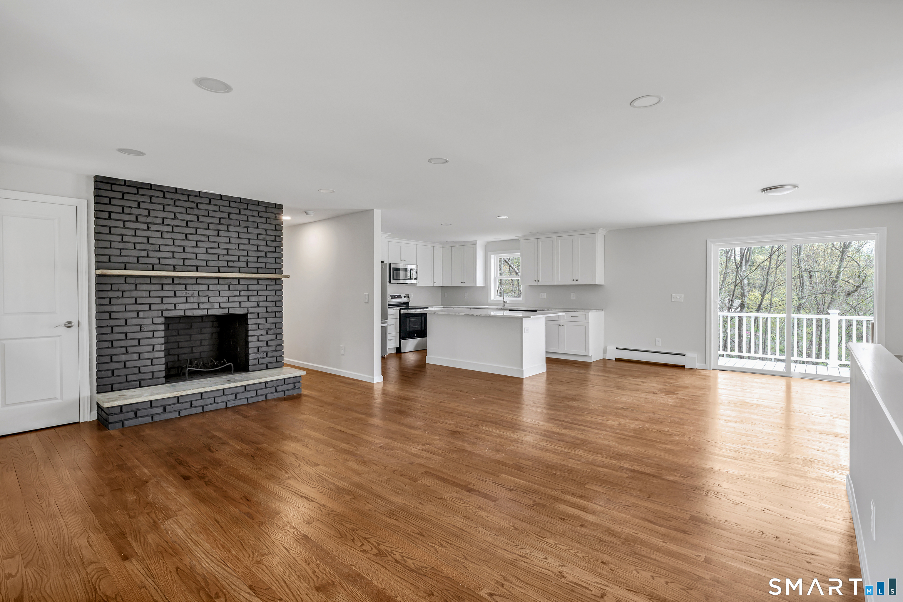 11 Carriage Drive