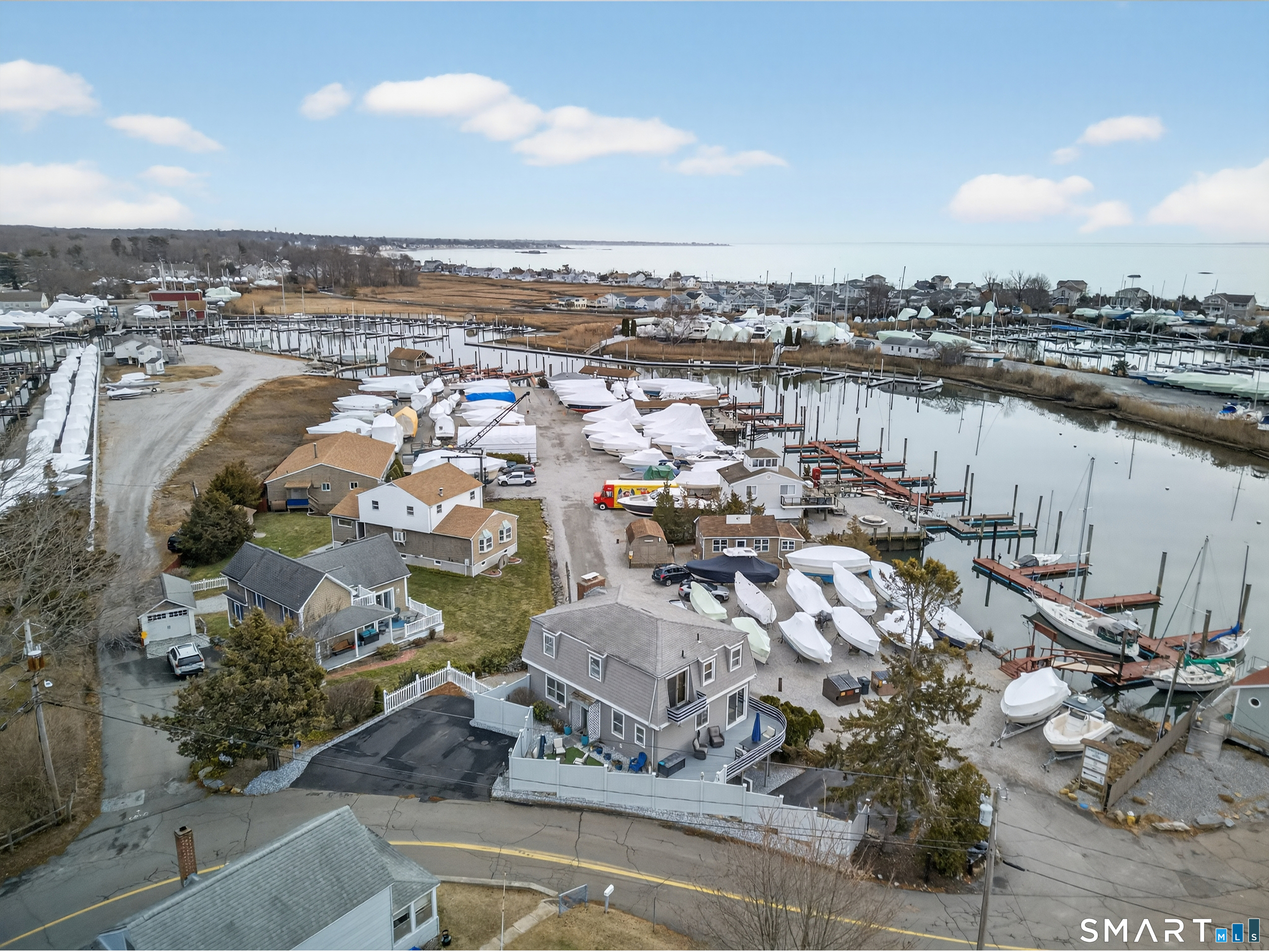 40 Hammock Road South