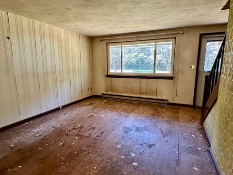 Tiny photo for 220 Monce Road #17, Burlington, CT 06013 (MLS # 24130975)