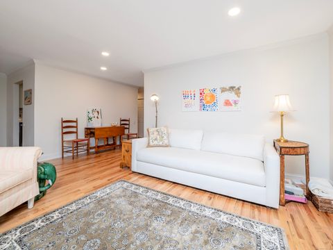 Tiny photo for 2 Quincy Close, Ridgefield, CT 06877 (MLS # 24133551)