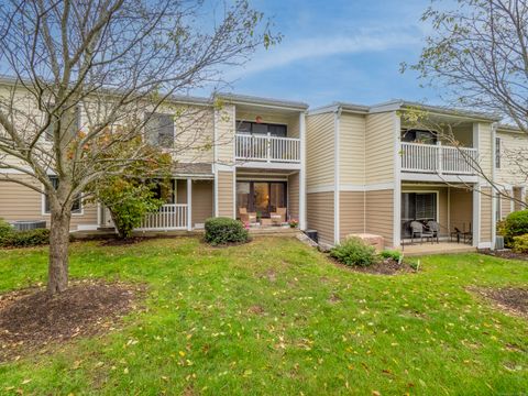 Tiny photo for 2 Quincy Close, Ridgefield, CT 06877 (MLS # 24133551)