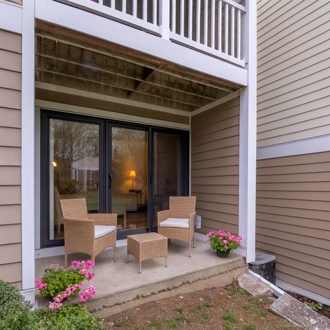Tiny photo for 2 Quincy Close, Ridgefield, CT 06877 (MLS # 24133551)