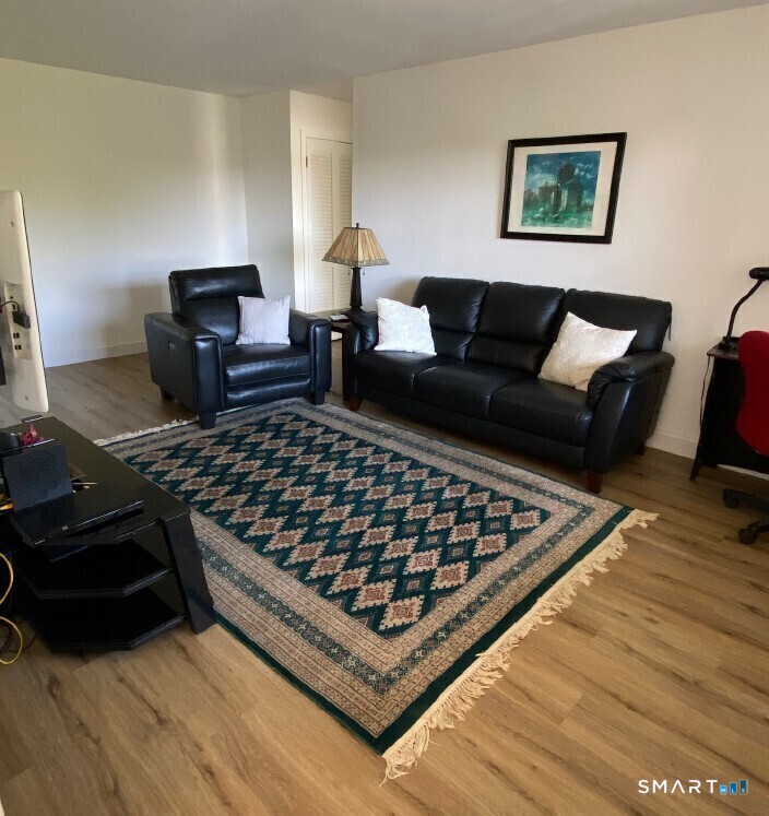 6 Canterbury Court 6
