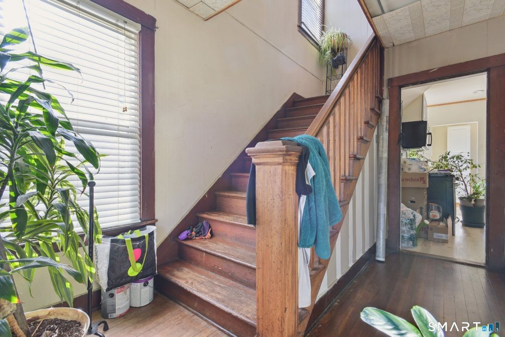 Photo of 124 Orchard Street, Norwich, CT 06360 (MLS # 24145001)