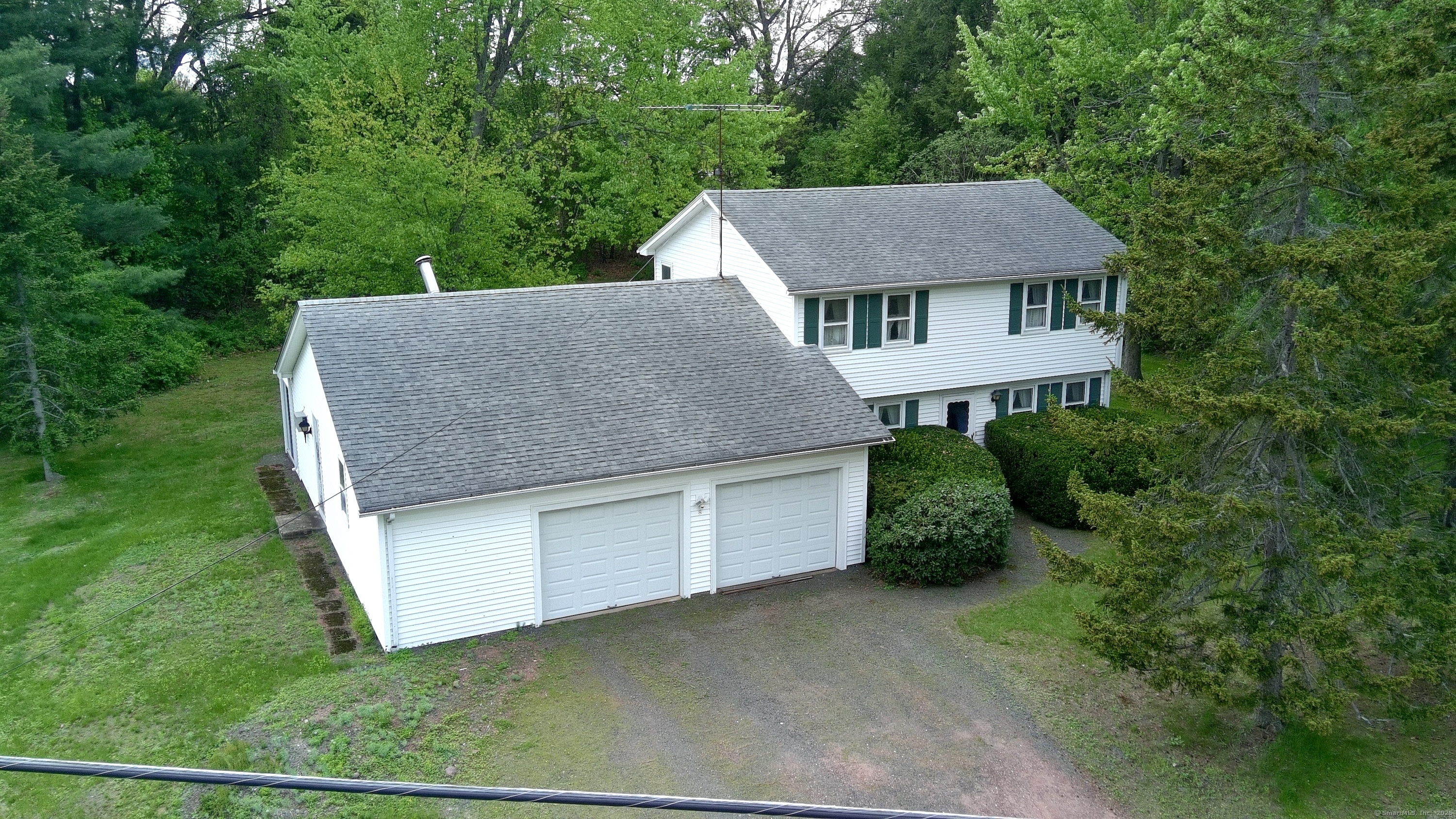 8 Field Drive