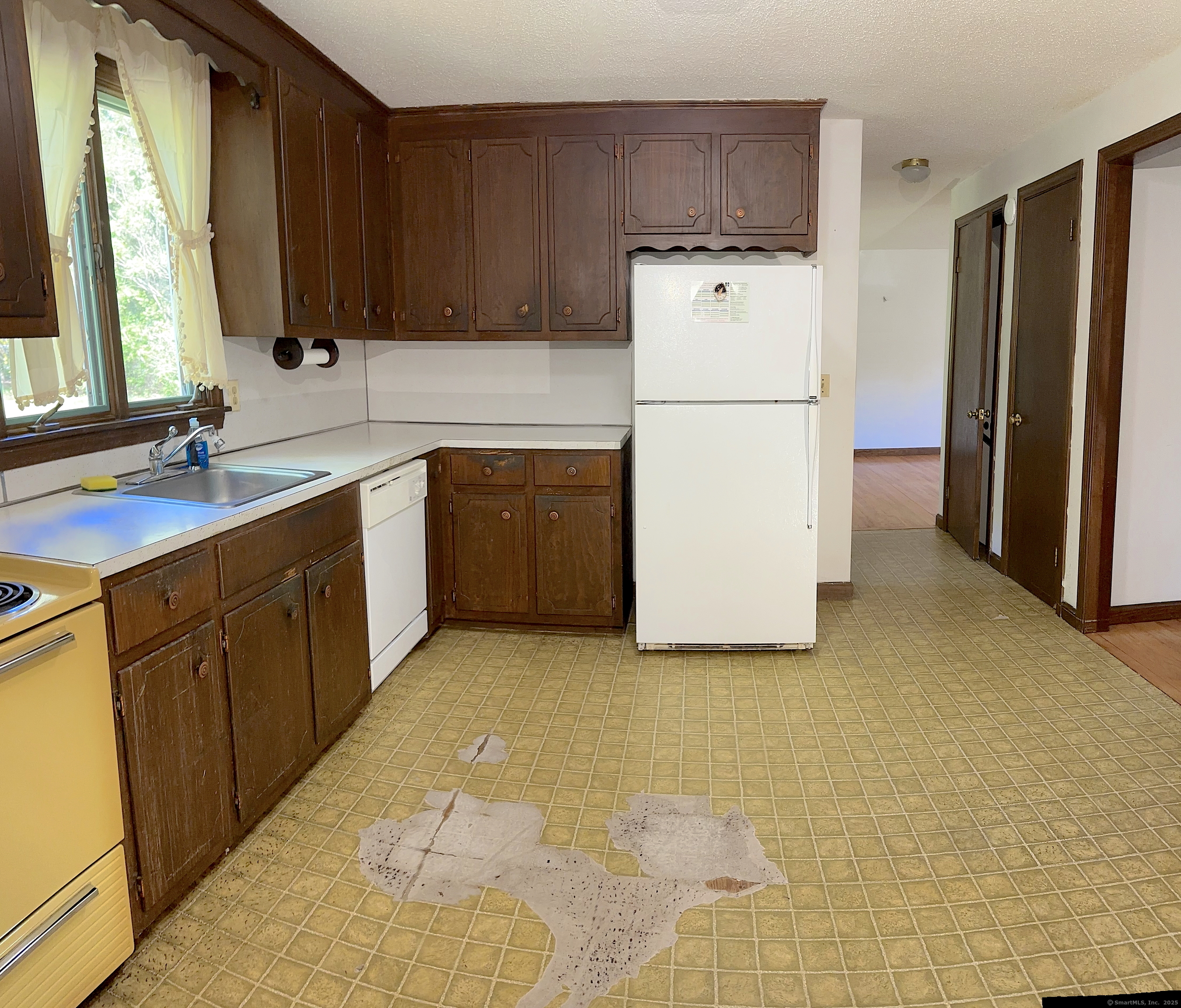 8 Field Drive, Ellington, Connecticut image 9