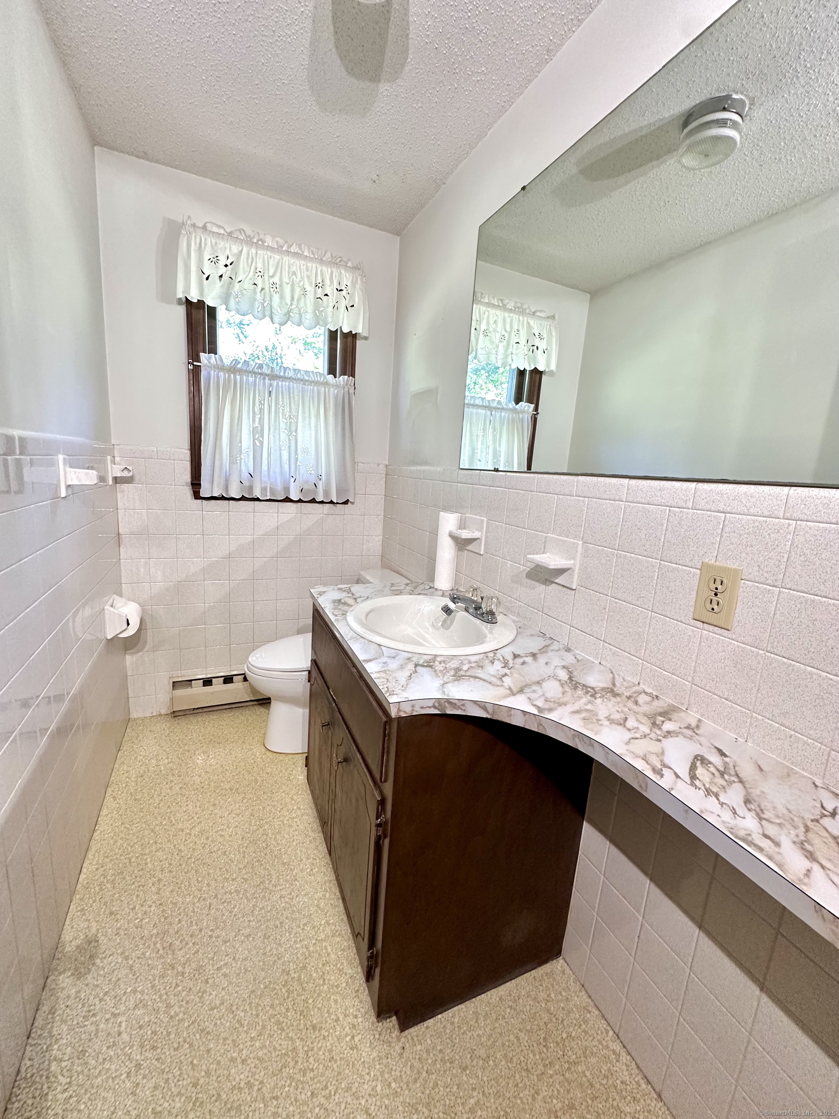8 Field Drive, Ellington, Connecticut image 12