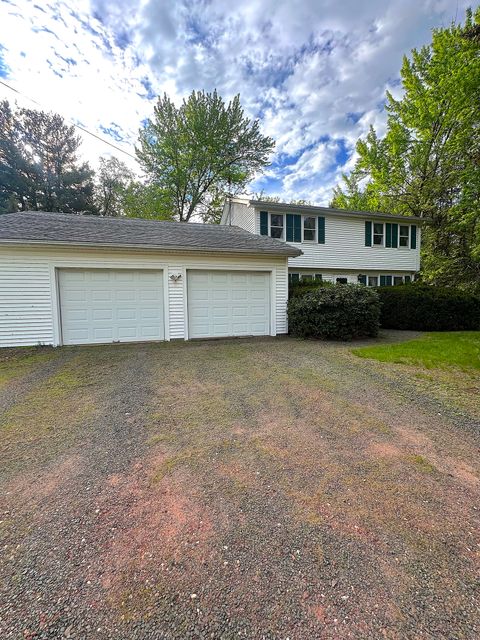 8 Field Drive Ellington CT 06029