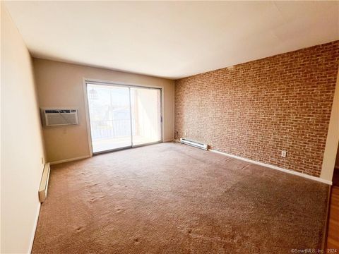 Tiny photo for 185 Melba Street #APT 201, Milford, CT 06460 (MLS # 24156904)