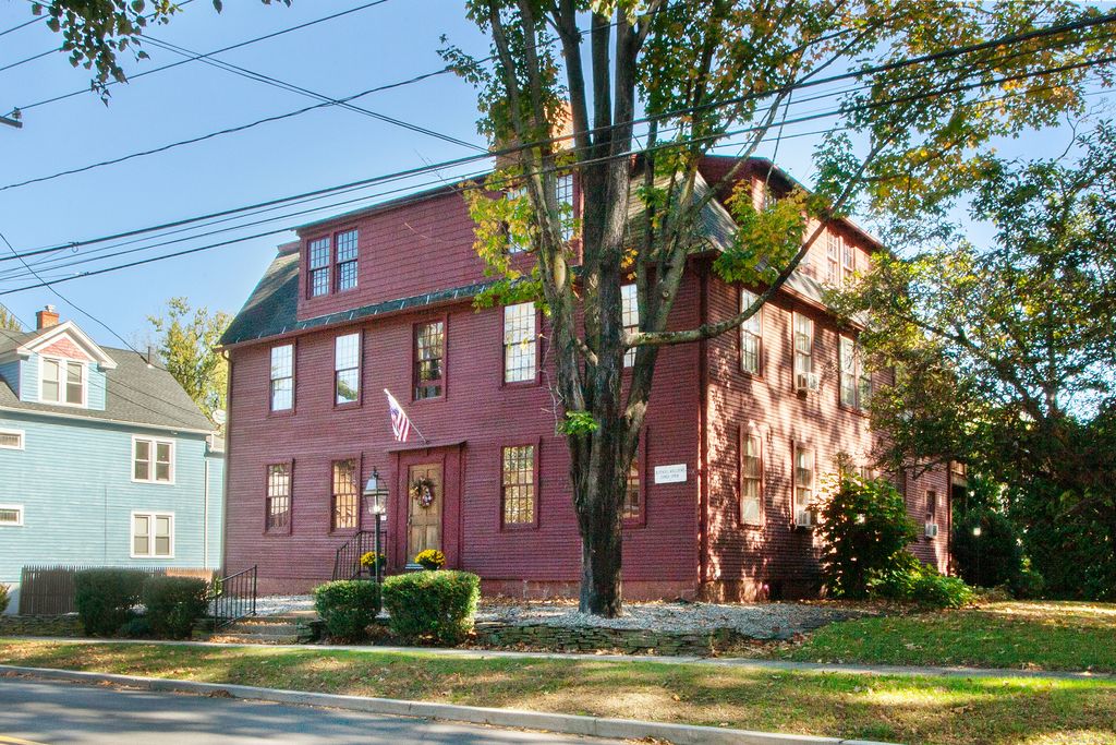 Photo of 226 Broad Street #APT 1S, Wethersfield, CT 06109 (MLS # 24131877)