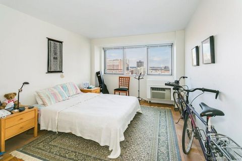 Tiny photo for 100 York Street #12E, New Haven, CT 06511 (MLS # 24151493)