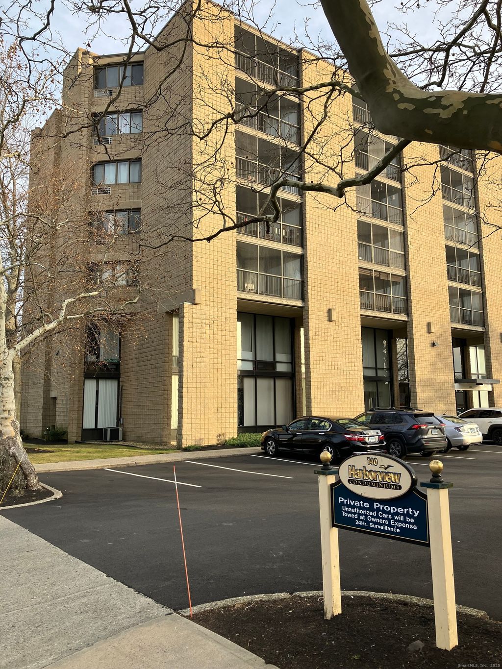 Photo of 140 Captain Thomas Boulevard #302, West Haven, CT 06516 (MLS # 24143077)