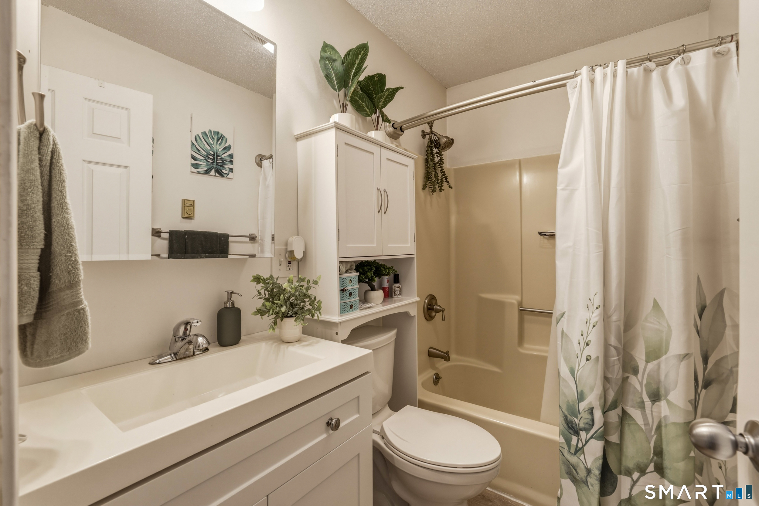 8 Concorde Way B5