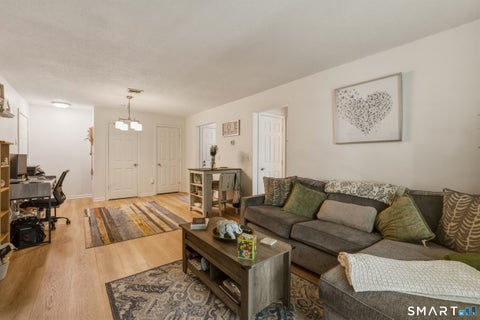 Tiny photo for 8 Concorde Way #B5, Windsor Locks, CT 06096 (MLS # 24185608)
