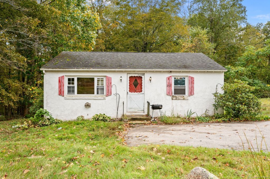 Photo of 210 Butlertown Road, Waterford, CT 06385 (MLS # 24132451)