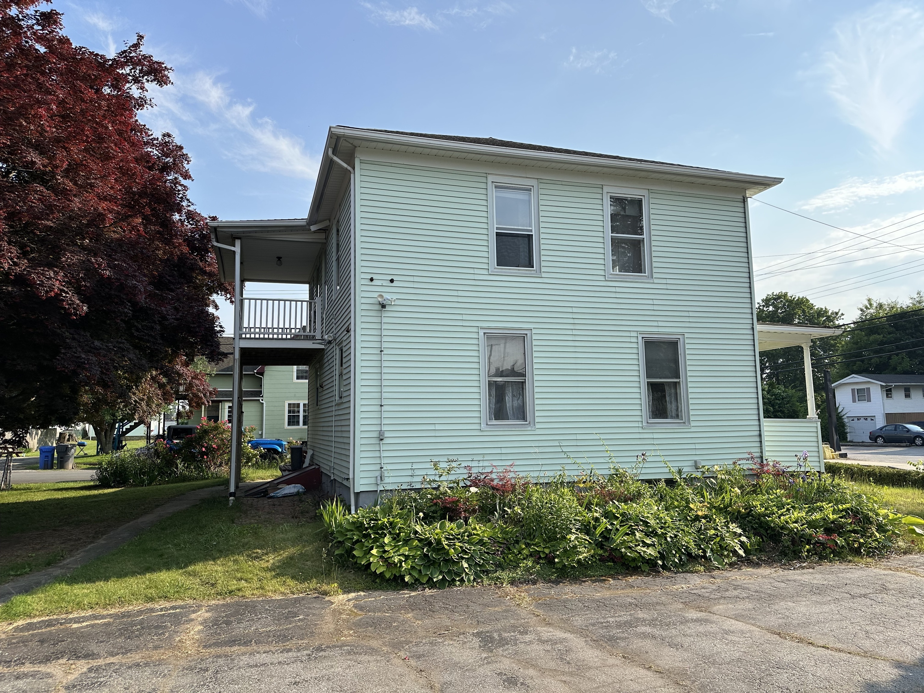 189 North Main Street