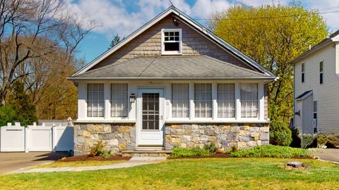 21 Nichols Avenue Stamford CT 06905