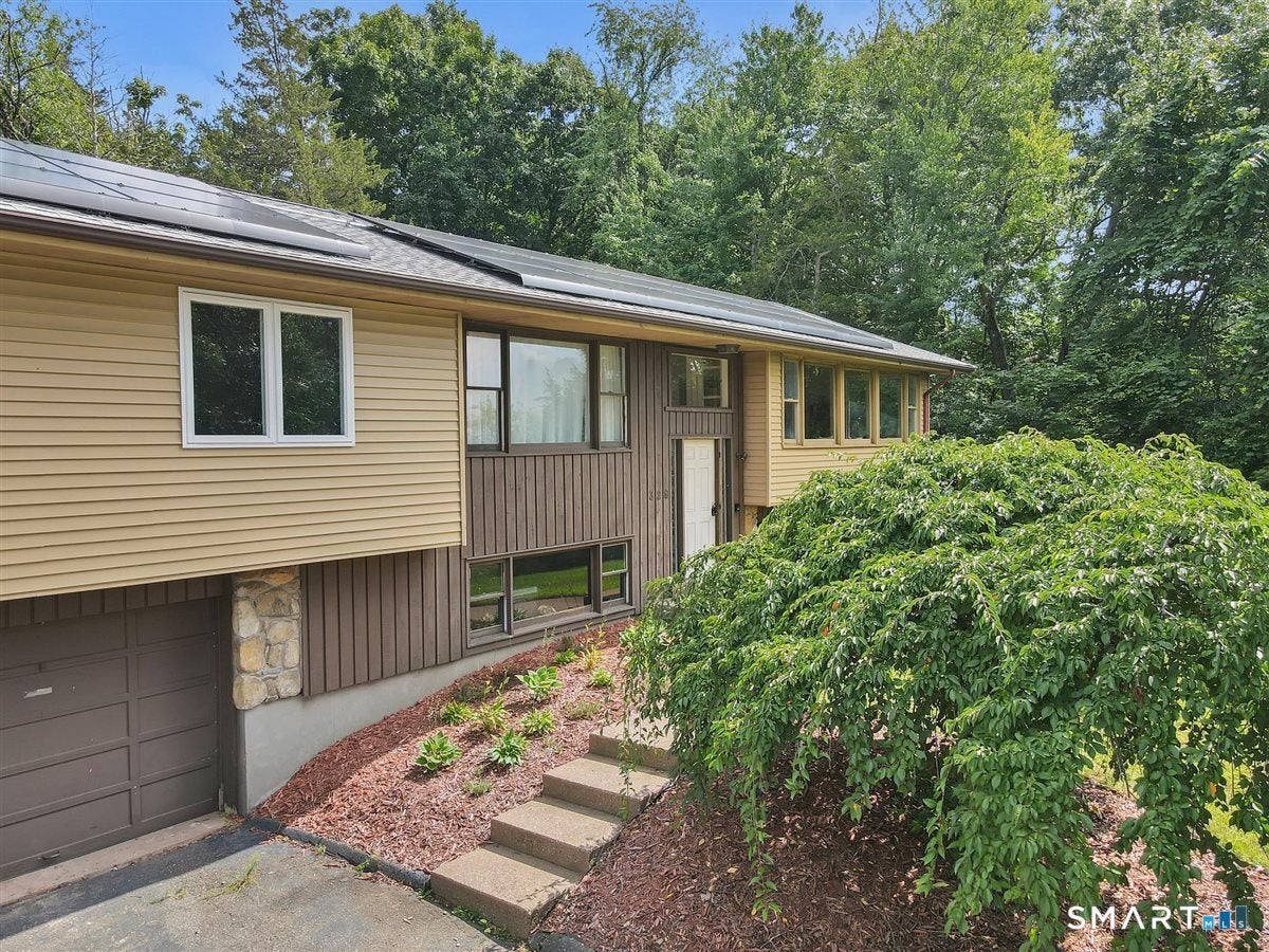 329 Kennedy Road
